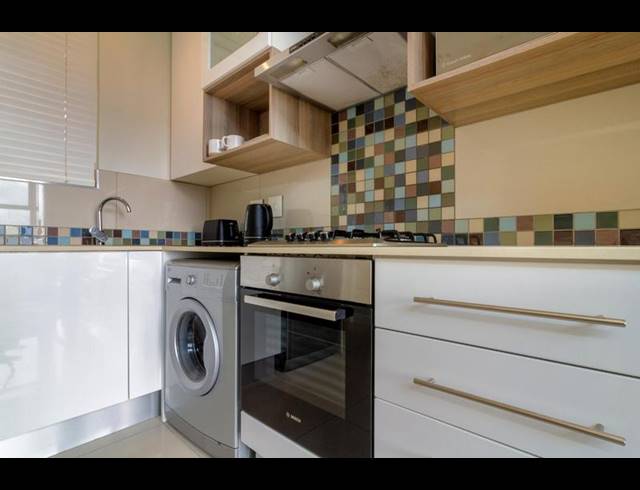 2 BEDROOM APARTMENT FOR SALE IN ROSEBANK